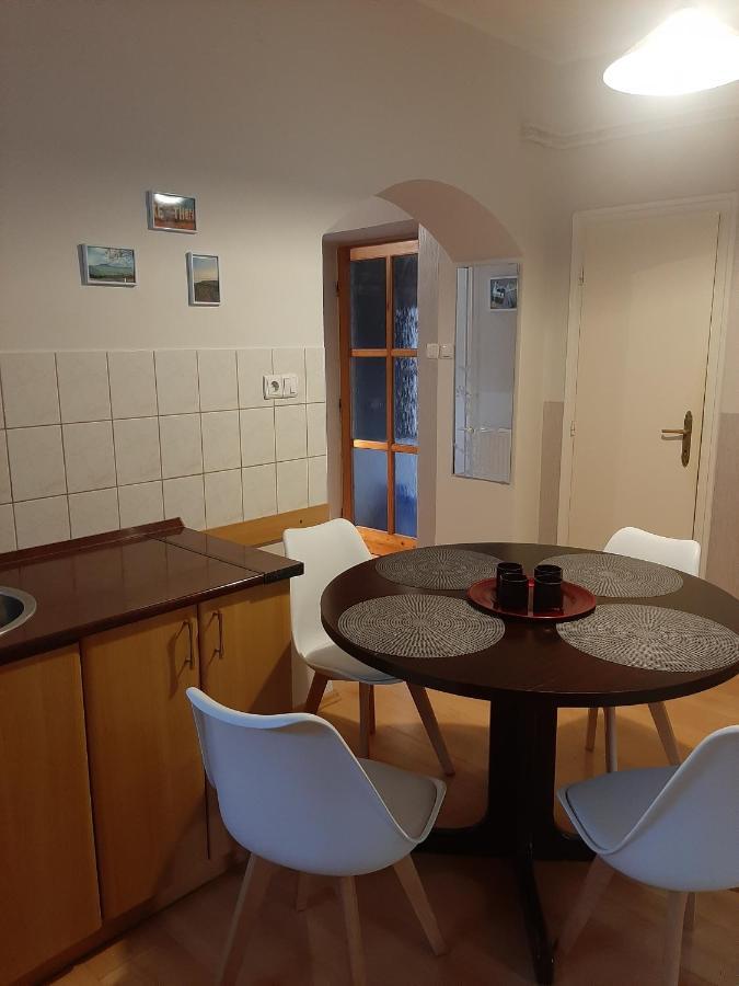 Апартаменты Apartman Harmony Кестхей Экстерьер фото